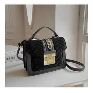 Elegant Black Quilted Handbag